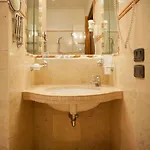 Palazzina Veneziana Konukevi 4*